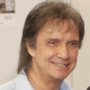 Роберто Карлос (Этнический музыкант)